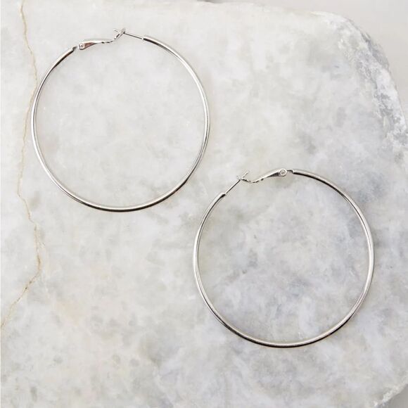 Classic Lightweight Hoop Earrings - Picture 2 of 4